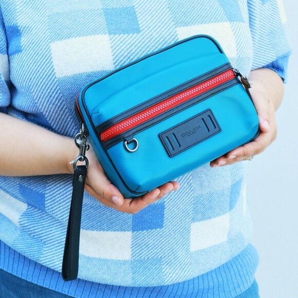 NWT Coach Colorblock Leather Terrain Travel Organizer Pouch - Picture 1 of 11
